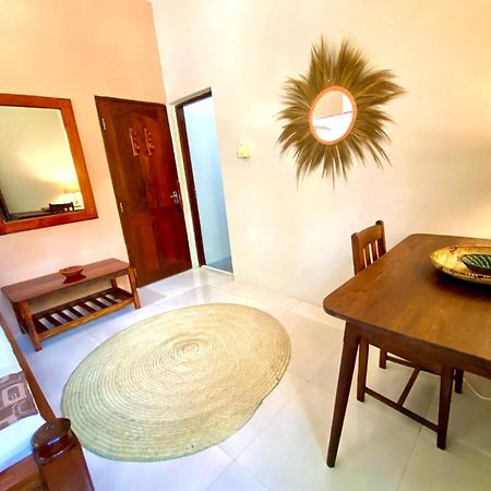 Villa Orchid Beach Guest House ブウェワウ エクステリア 写真