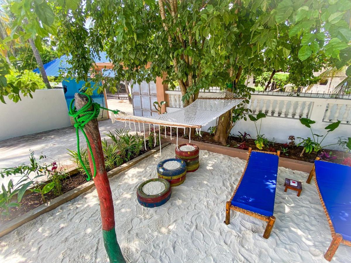 Villa Orchid Beach Guest House ブウェワウ エクステリア 写真
