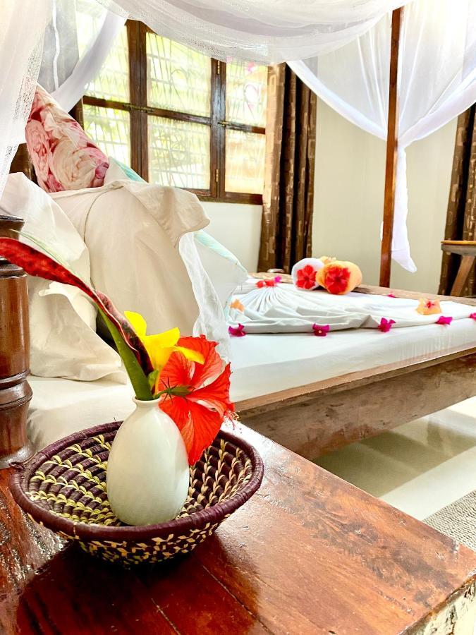 Villa Orchid Beach Guest House ブウェワウ エクステリア 写真