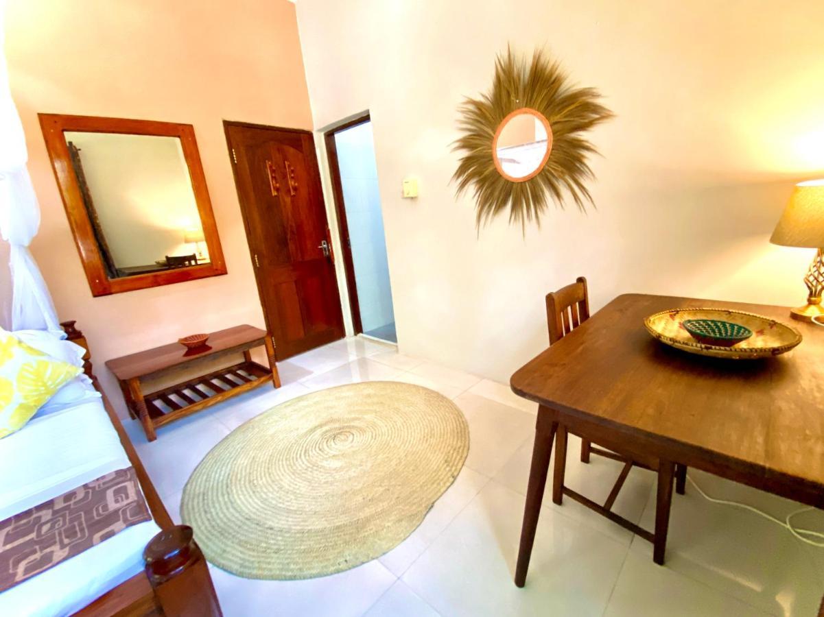 Villa Orchid Beach Guest House ブウェワウ エクステリア 写真