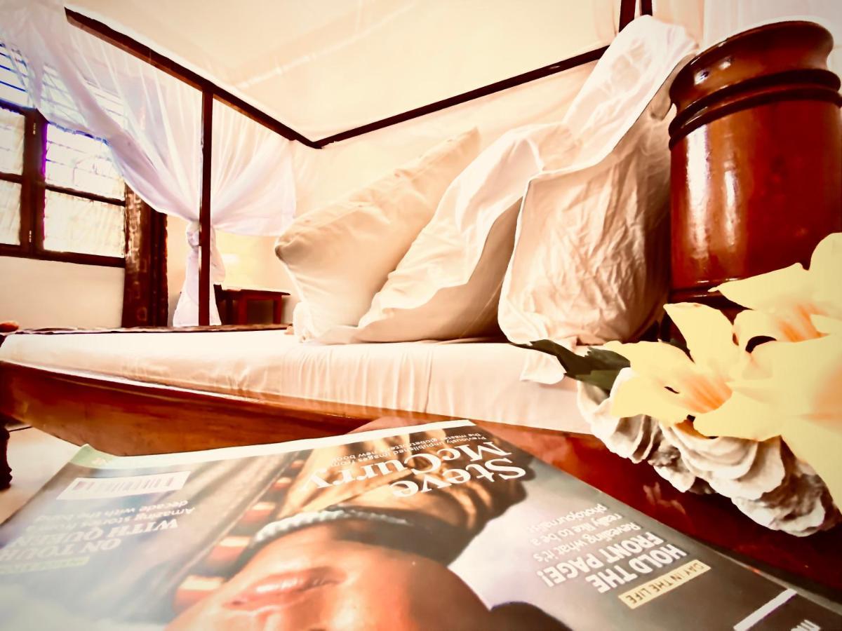 Villa Orchid Beach Guest House ブウェワウ エクステリア 写真
