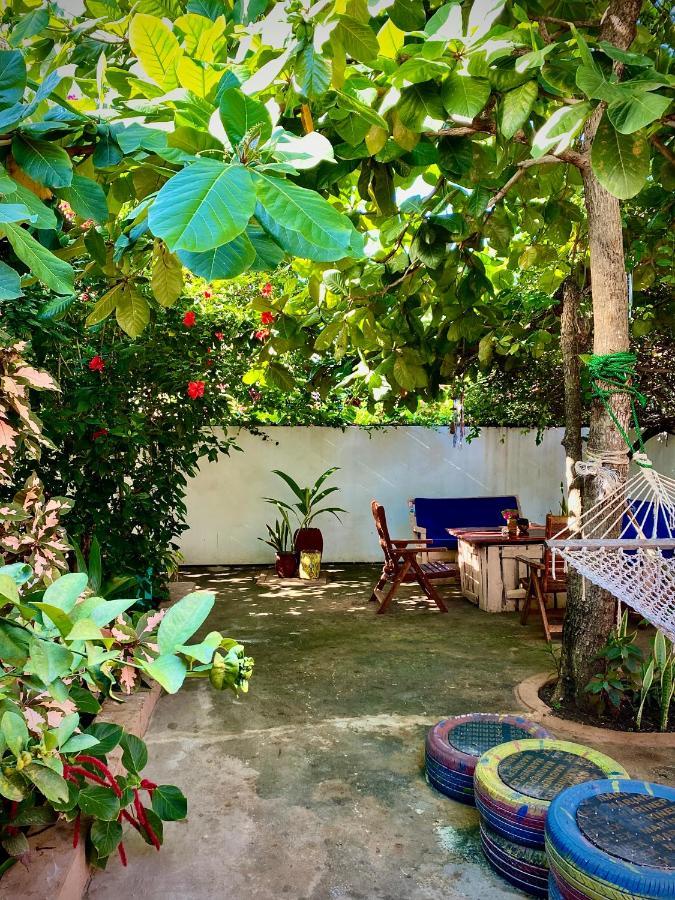 Villa Orchid Beach Guest House ブウェワウ エクステリア 写真